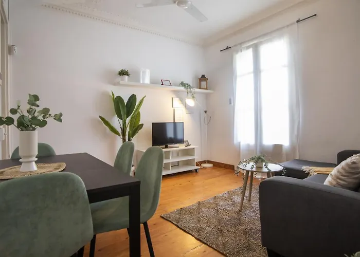 21Par1005 - Beautiful Apartment In Paral-Lel